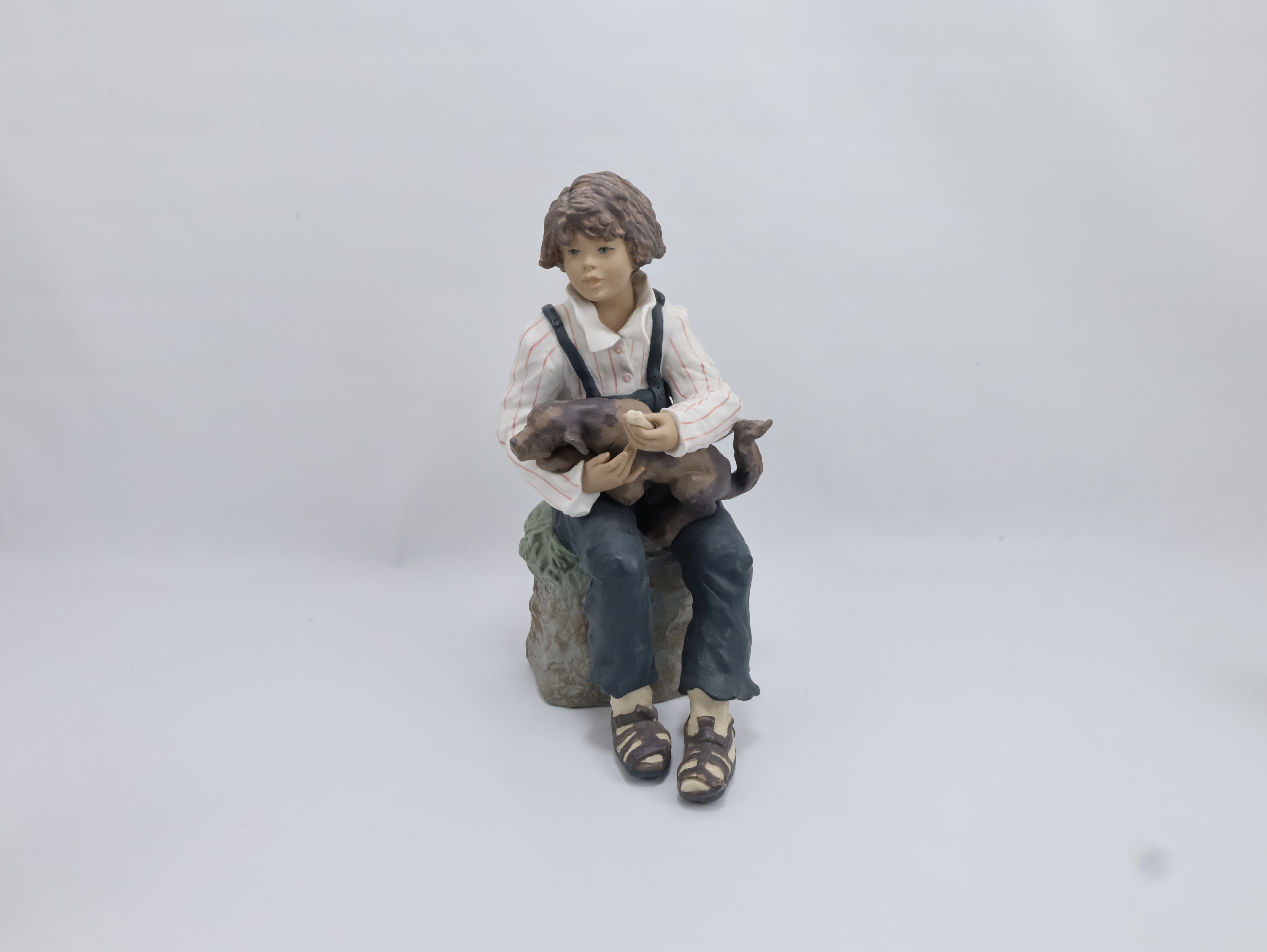 Porselensfigur gutt med hund – Lladró «Trusting Friend» ca. 1990-tallet