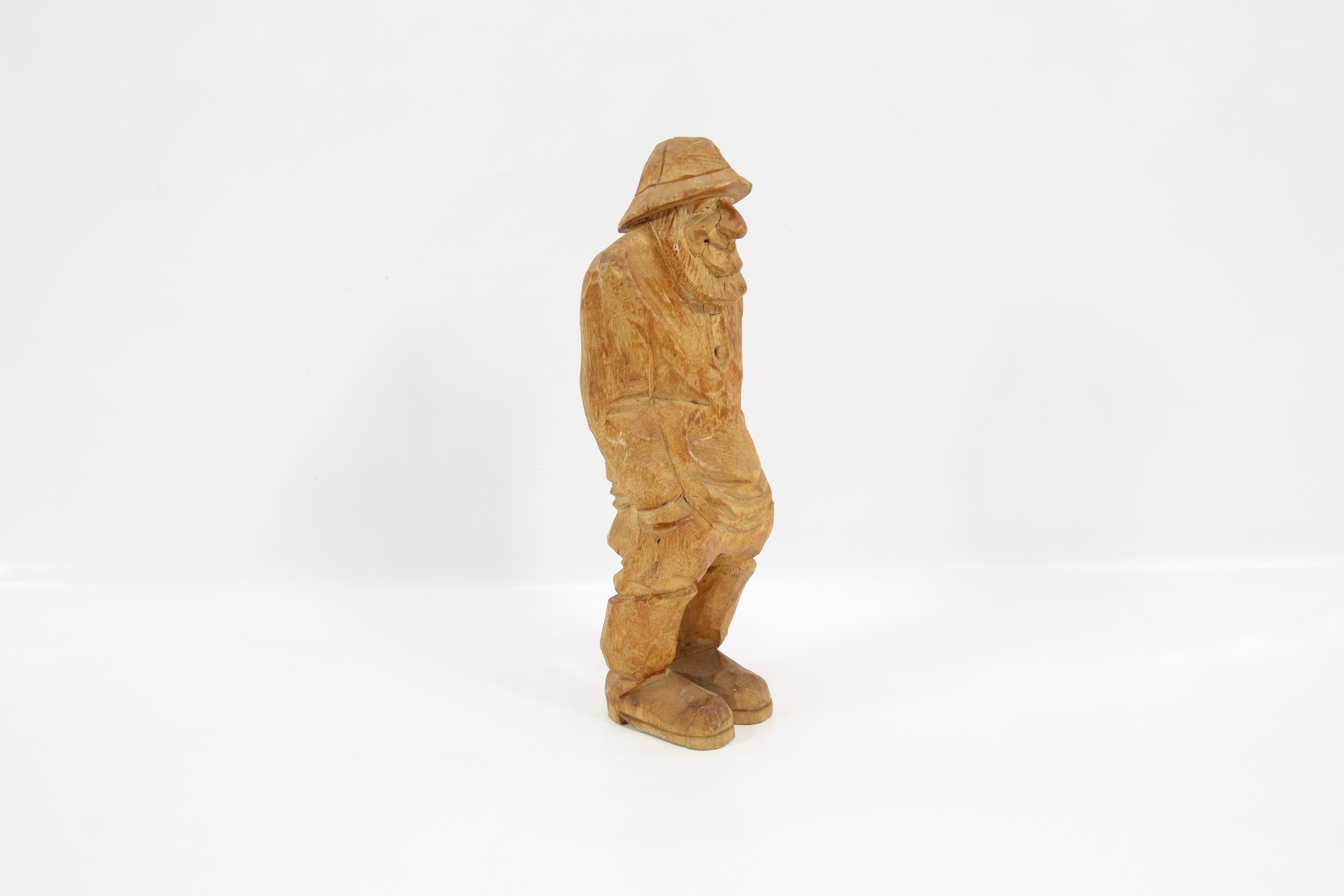 Treskåret fiskerfigur – CL Hasle ca. 1960-tallet