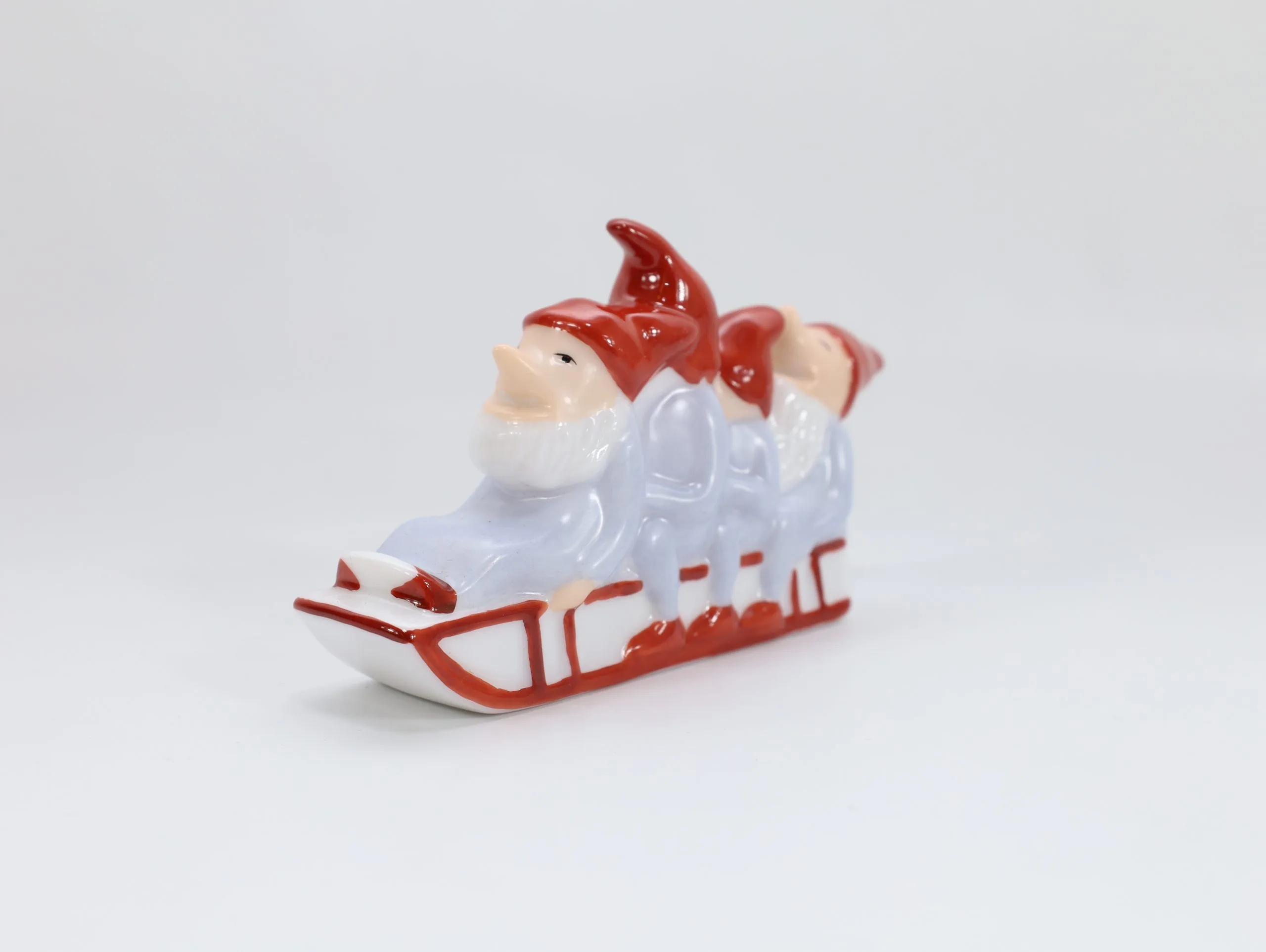 Porsgrund Porselen – Nisser på slede (julefigur)