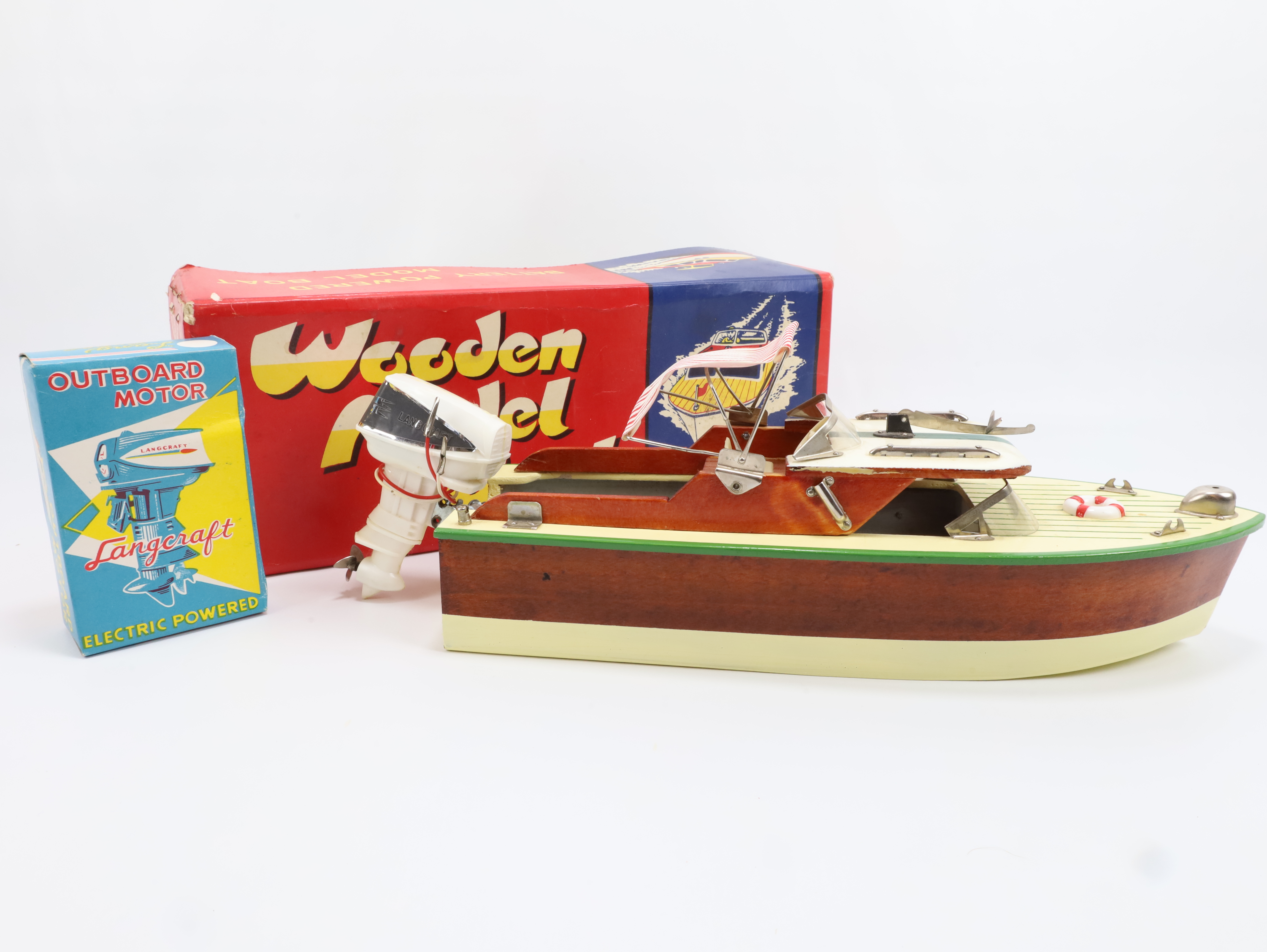 Vintage modellbåt med motor og esker – Union Craft / Langcraft ca. 1950–60