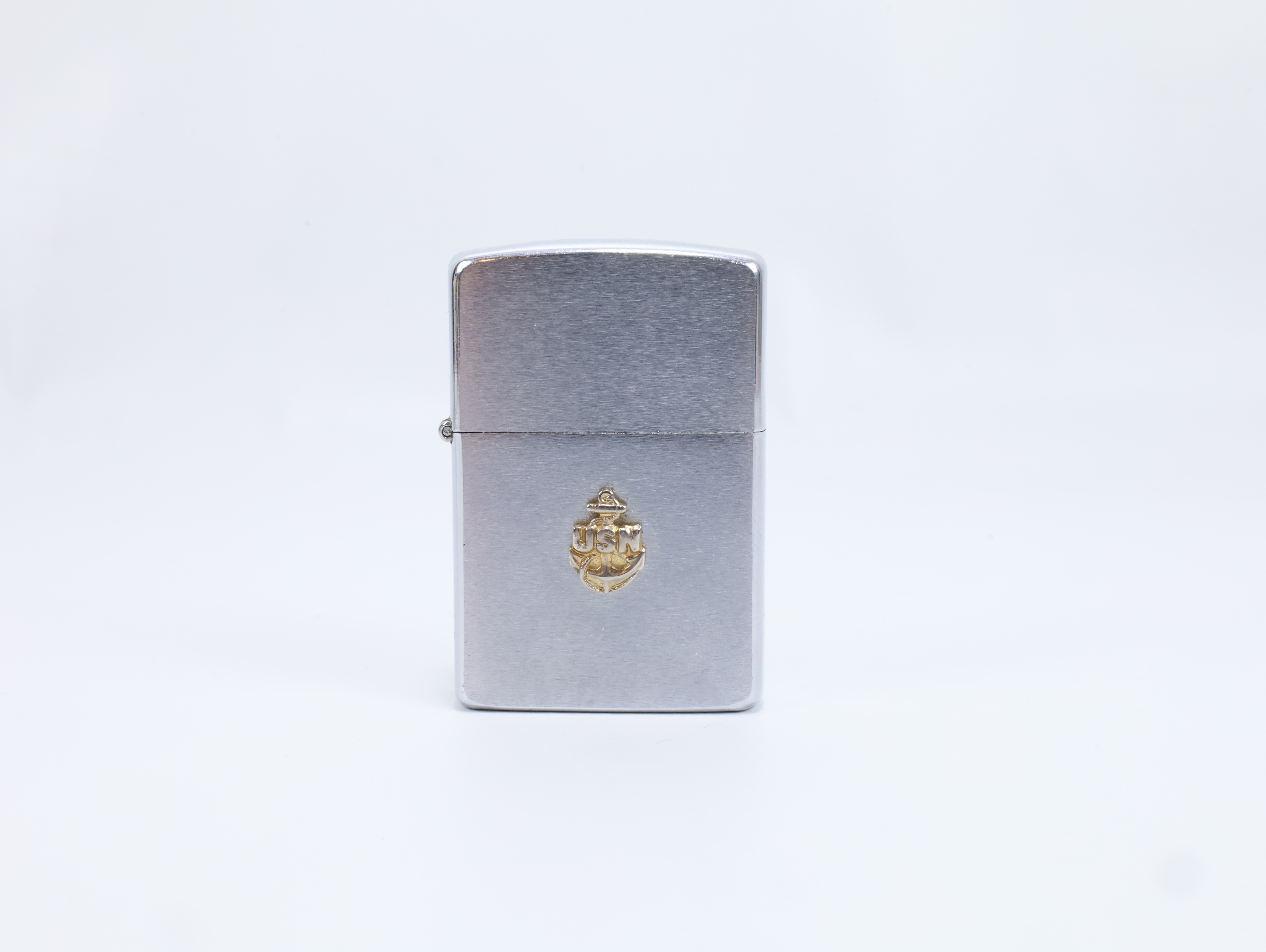 Zippo lighter – USN emblem – vintage – Bradford PA
