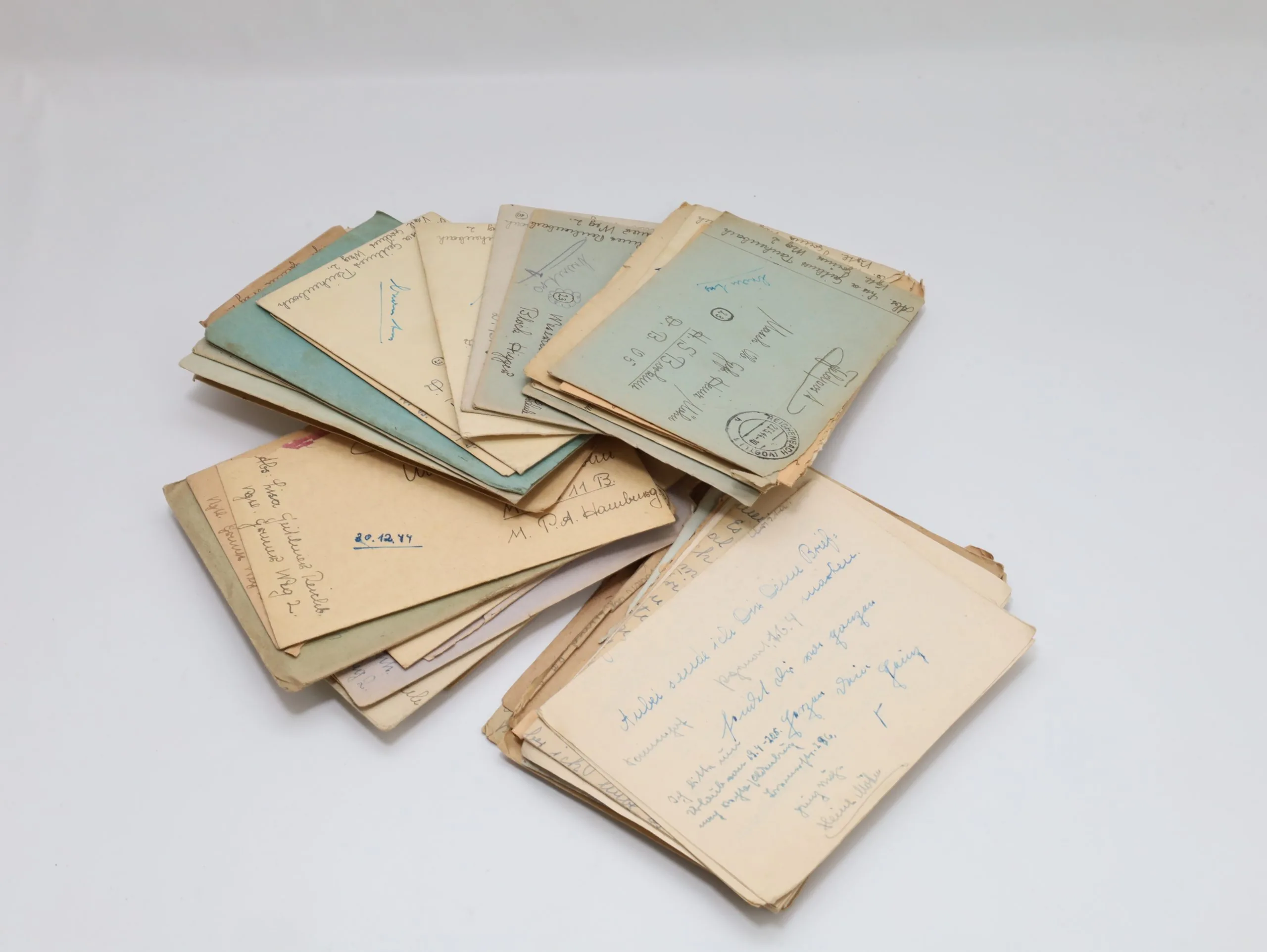 Samling med 40+ originale Feldpost-brev – Andre verdenskrig (WW2)