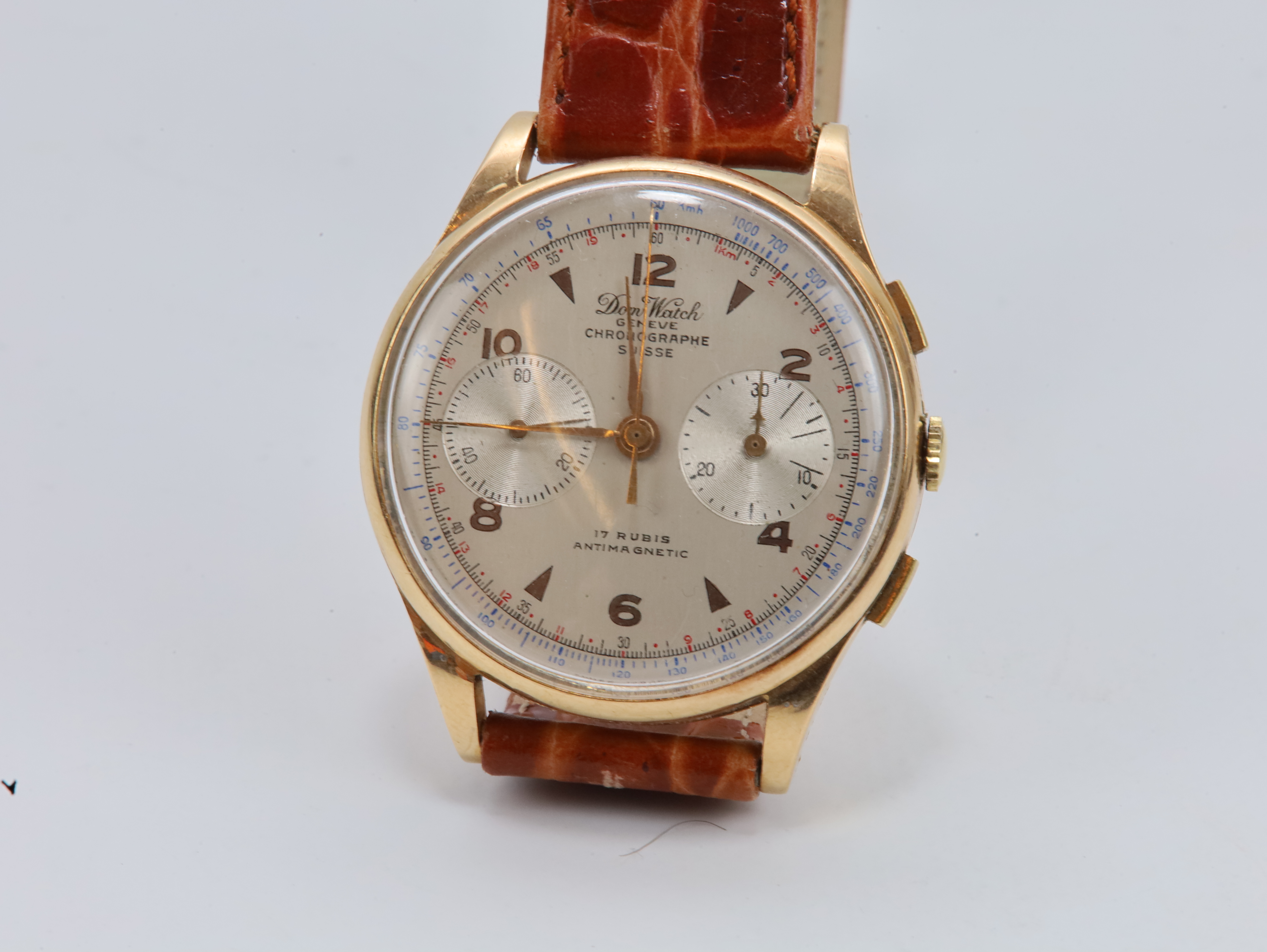 Vintage Dom Watch Geneve Chronographe Suisse Armbåndsur i 18 karat gull